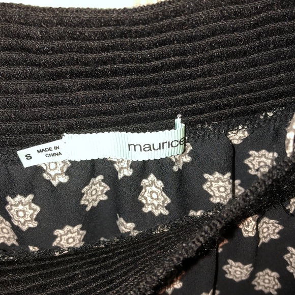 Top - Picture 2 of 3